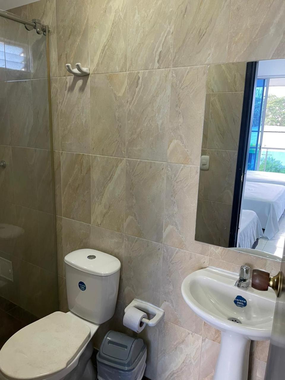גרנדה Hotel Palma Roja מראה חיצוני תמונה